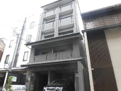 プレゼンス堀川の外観