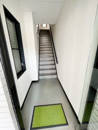 ALL-IT　BLDGのエントランス