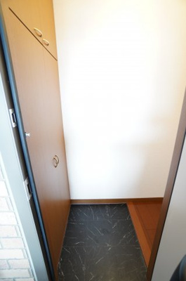 【玄関】 | アークパレス | ※同物件・反転タイプの写真です。