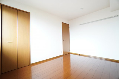 【寝室】 | アークパレス | ※同物件・反転タイプの写真です。