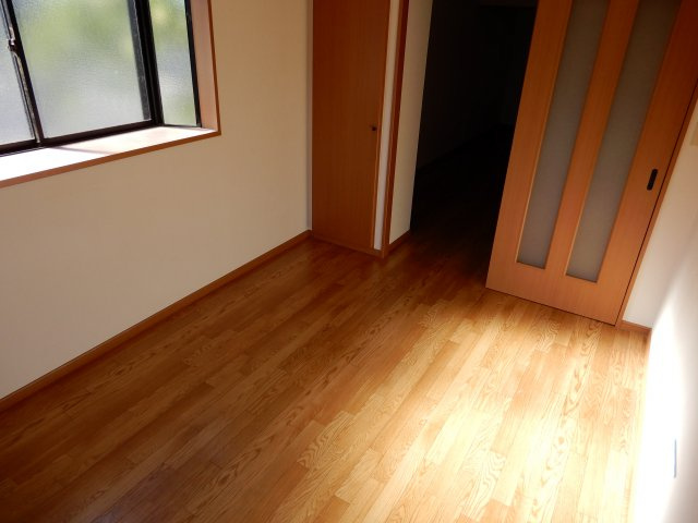 フォンテーヌ朝陽ヶ丘の寝室