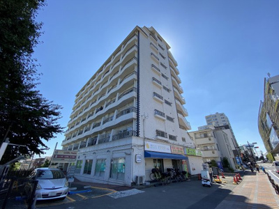 【外観】 | カーサ大岡山 | 総戸数７２戸、昭和４６年１０月築、管理人は日勤勤務につき管理体制良好です♪