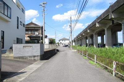 【その他】 | 津市一身田平野　店舗事務所・倉庫 | 前面道路