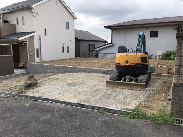 ケーズグランデ国松の前面道路含む現地写真|新築分譲地
自由設計可能　お好きな間取で建てる事ができます♪
