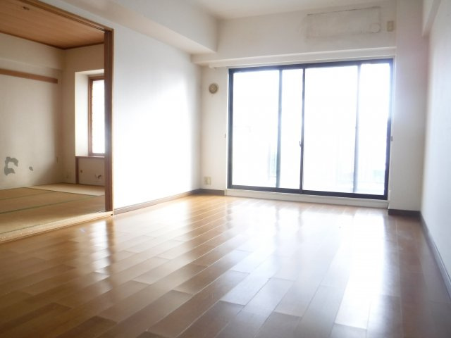 シティウインズ元住吉の居間・リビング