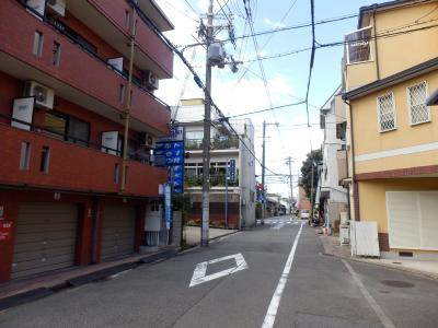 サンハイツミヨシⅡの周辺|前面道路