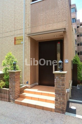 【エントランス】 | パインコート八幡