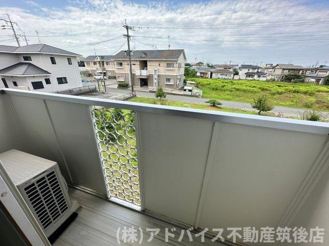 筑後市大字熊野のアパートのバルコニー