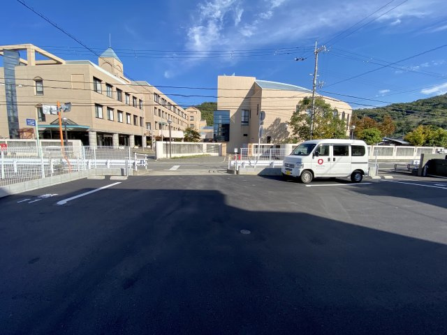 D-room reposの駐車場