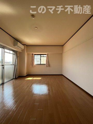 【居間・リビング】 | 第5入江ビル東雲弐番館 | 別号室の写真になります。現況優先。