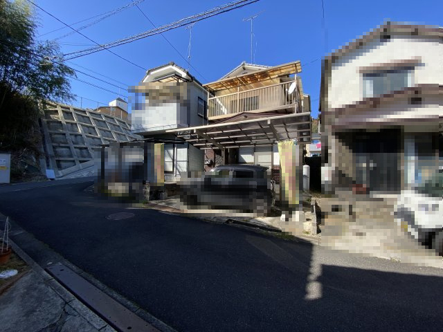中古戸建　上安6丁目の前面道路含む現地写真