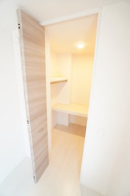 【収納】 | フロイデ | ※同物件・反転タイプの写真です。
