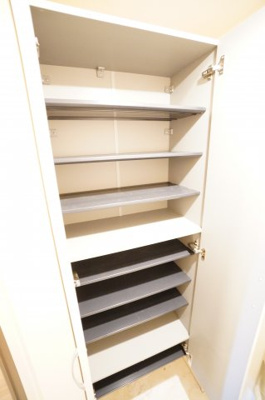 【収納】 | フロイデ | ※同物件・反転タイプの写真です。