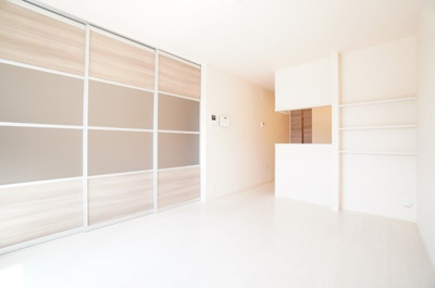 【居間・リビング】 | フロイデ | ※同物件・反転タイプの写真です。