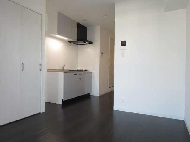 Mv.imp大阪塚本の居間・リビング