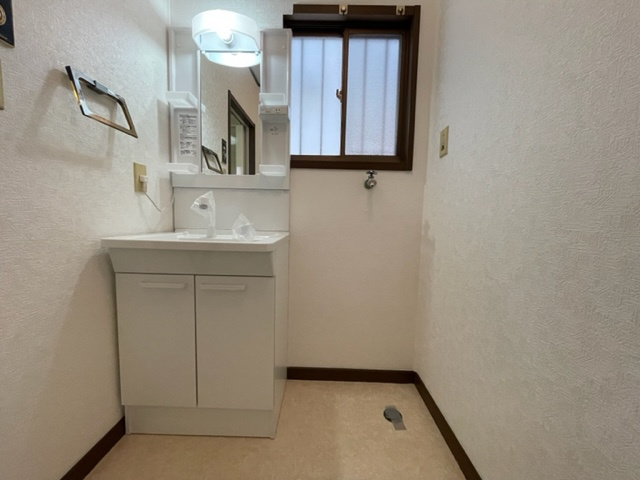 早坂貸家の独立洗面台