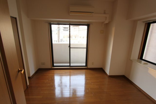 【洋室】 
