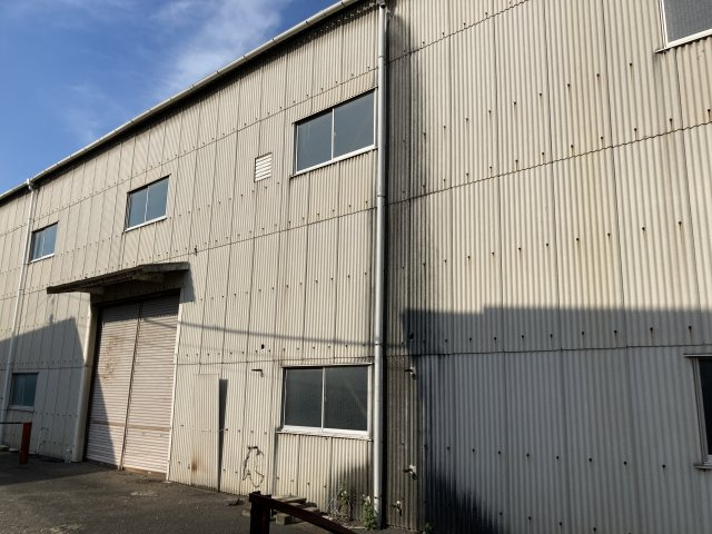 連島町西之浦倉庫の外観
