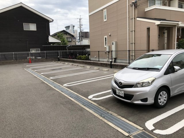 ルアーナ山城の駐車場