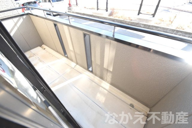 【バルコニー】 | 外からの目が気にならないバルコニーで洗濯物が干せます