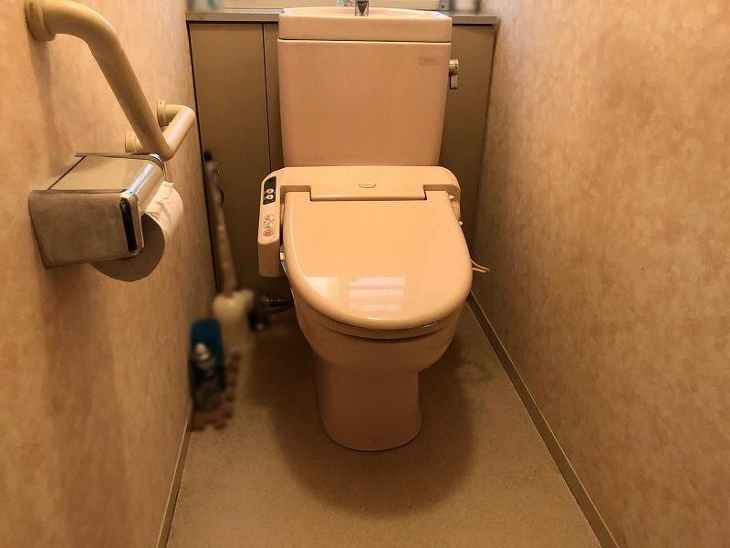 成美町　中古一戸建てのトイレ