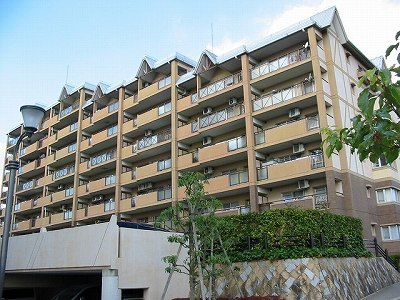 パークサイドすずかけ台15号棟