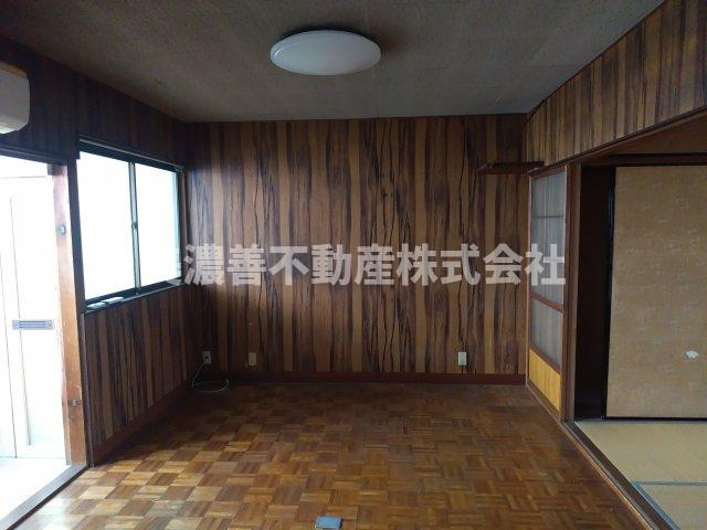 ５９０６８　岐阜市加納東陽町中古戸建ての洋室