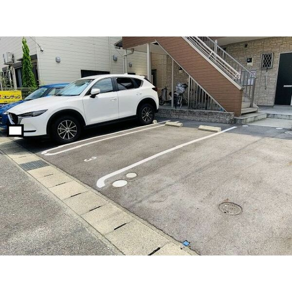 サープラス中ノ坪　　刈谷市近郊の賃貸ならクラスホーム刈谷店の駐車場