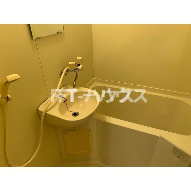 ハイツイレブンの洗面所
