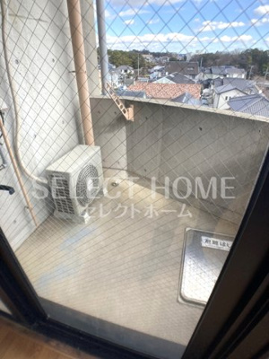 【バルコニー】 | ＦＬＡＴＳわかまつ | 落ち着いた時間を過ごせるバルコニーです