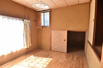 【洋室】 | 鹿屋市寿1丁目　中古戸建 | 2F