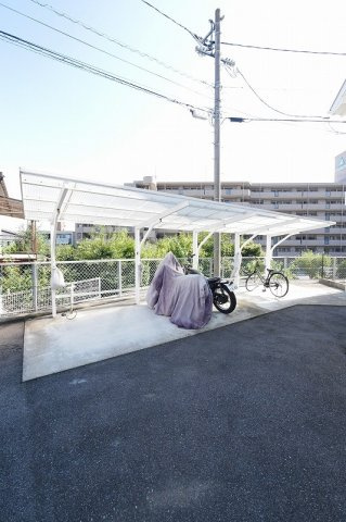 サウザンクロス髙田の駐車場|サウザンクロス髙田101