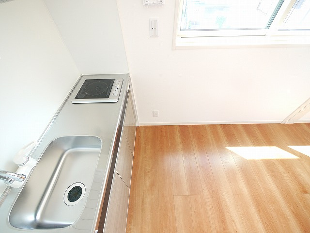 般若寺町戸建のキッチン|お料理しやすいキッチンです