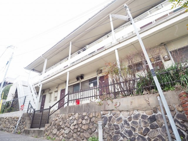 石田アパートの外観