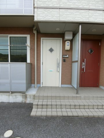 シャーメゾン・アークの玄関