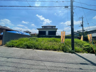 【前面道路含む現地写真】