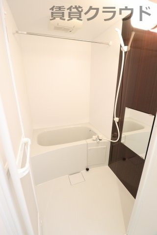 グランダ千葉の浴室|コンパクトで使いやすいお風呂です