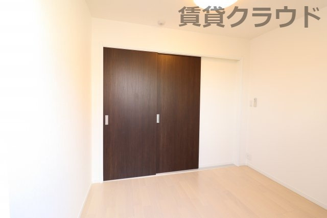 グランダ千葉の洋室|ゆったりした洋室です