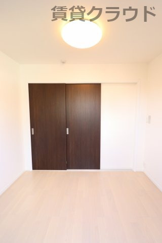 グランダ千葉の寝室|ゆとりの広さです