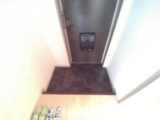 パレオーギの玄関