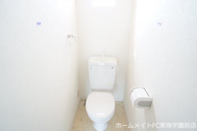 熊本市東区長嶺南７丁目の賃貸マンションのトイレ