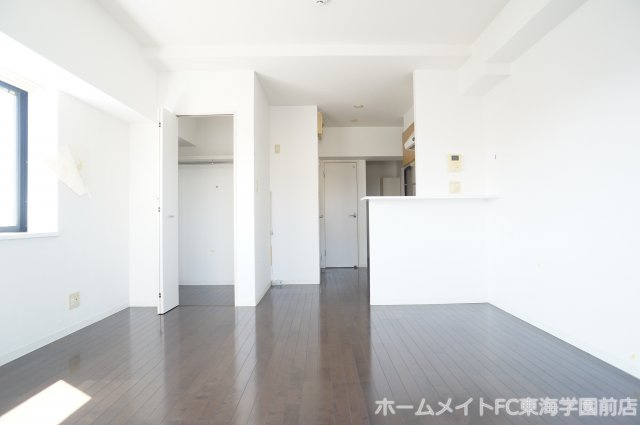 熊本市東区長嶺南７丁目の賃貸マンションの居間・リビング