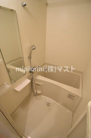 プレサンス松屋町駅前デュオの浴室