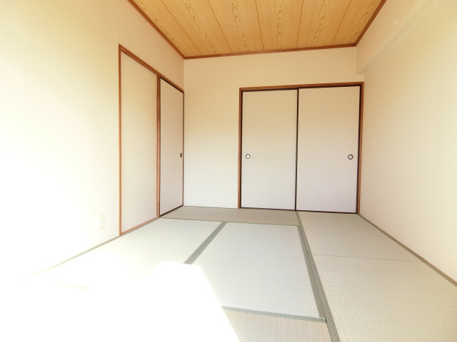 リビオ金剛の和室|同物件別部屋