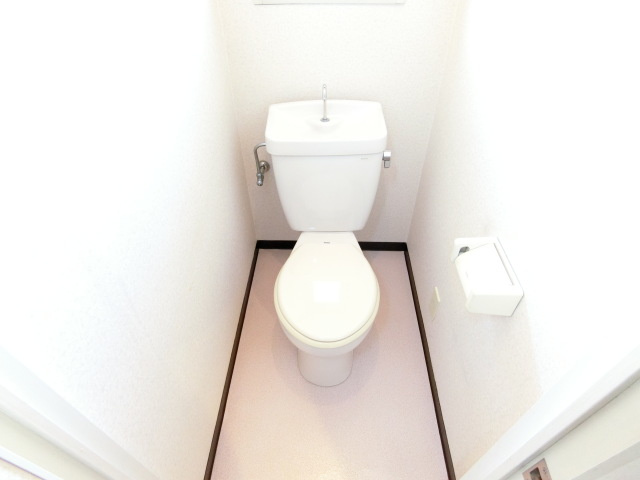 リビオ金剛のトイレ|同物件別部屋