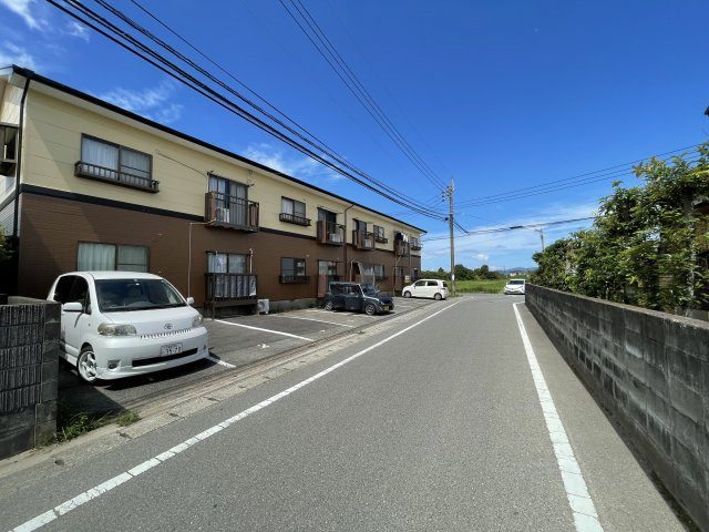 ガーデンハウス田主丸の駐車場