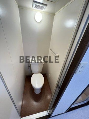 【トイレ】 | ツインヴィレッジ西野Ⅱ | コンパクトで使いやすいトイレです