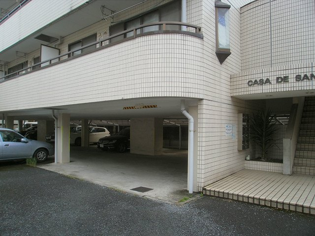 ＣＡＳＡ　ＤＥ　ＳＡＮＮＯ　駐車場
