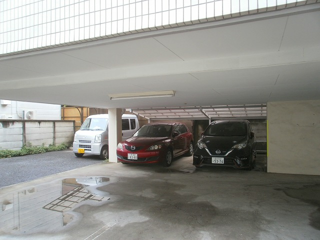 ＣＡＳＡ　ＤＥ　ＳＡＮＮＯ　駐車場