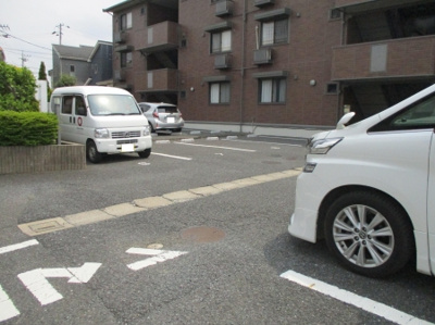 【駐車場】 | ローズフラワー小倉